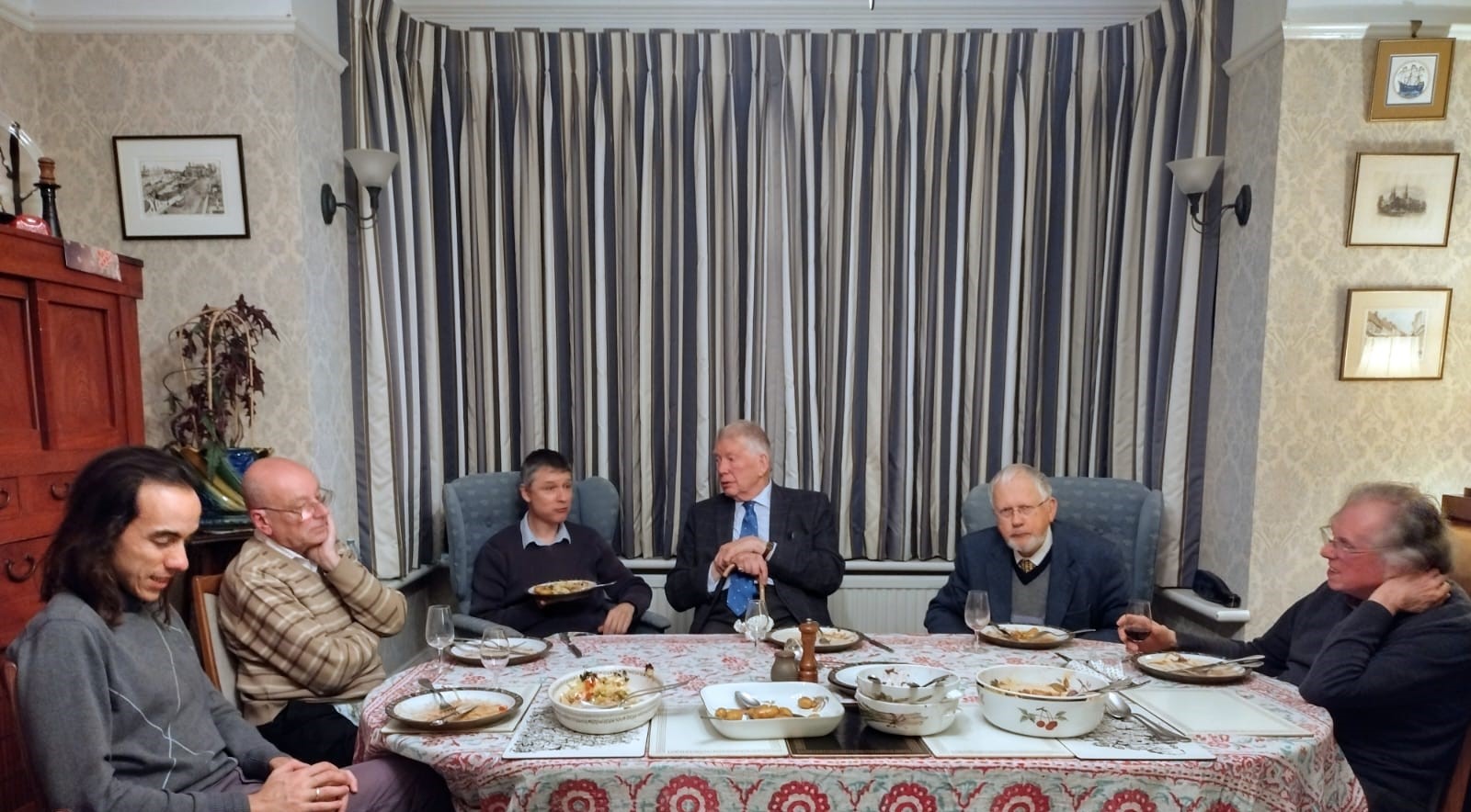Image: EDOA members in the dining room